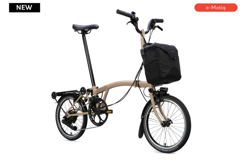 Brompton Electric C Line with SuperRoll+ 4-Speed Folding Bike 2026 in Dune Sand-1