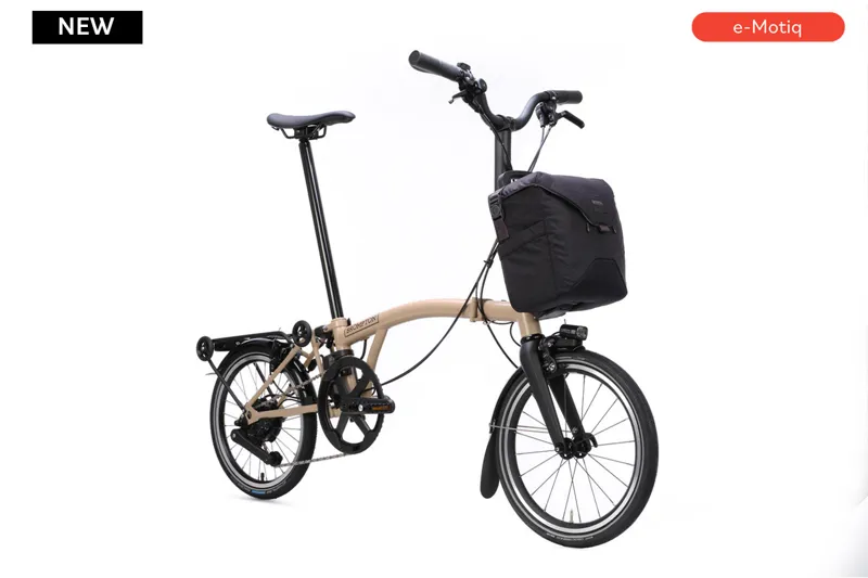 Brompton Electric P Line with SuperRoll+ 4-Speed Folding Bike 2026 in Dune Sand-1