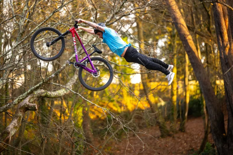 Marin Alcatraz 2 Dirt Jump Hardtail Mountain Bike 2026 in Red Purple Fade-3