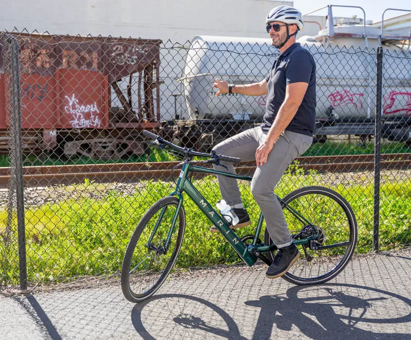 Marin Fairfax E Electric Hybrid Bike 2027 in Green-2