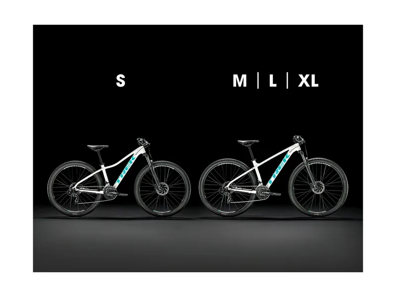 Trek Marlin 7 Hardtail Mountain Bike 2022 in Nautical Navy-7