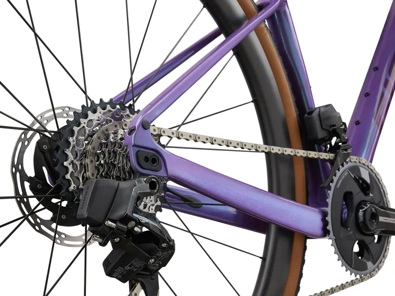 Giant Revolt Advanced Pro 1 Gravel Bike 2024 in Blue Dragonfly-2