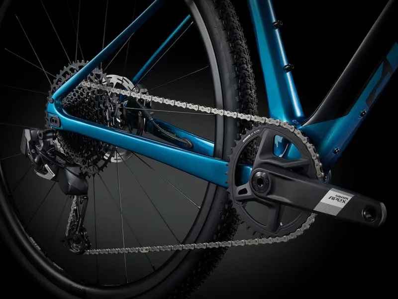 Giant Revolt X Advanced Pro 2 Gravel Bike 2025 in Black/Sea Sparkle-9