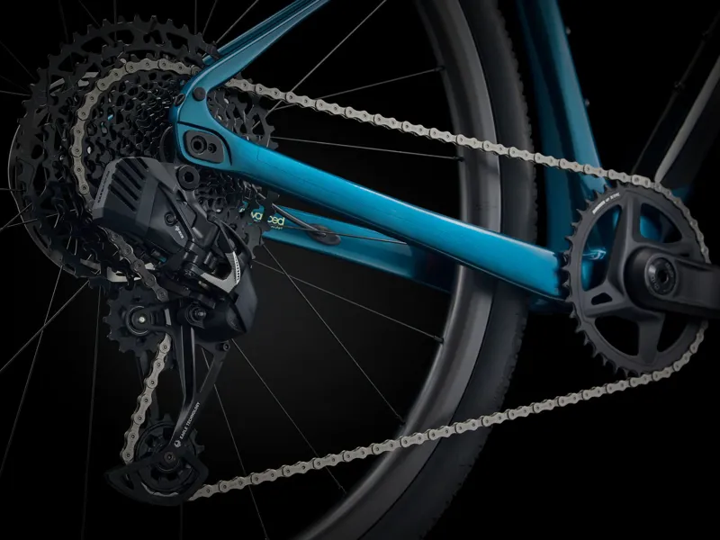 Giant Revolt X Advanced Pro 2 Gravel Bike 2025 in Black/Sea Sparkle-8