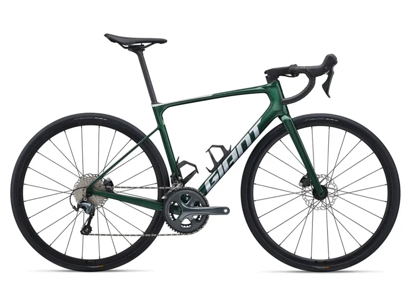 ONE OFF Giant Defy Advanced 3 Medium Road Bike 2024 in Kelp Forest/Silver