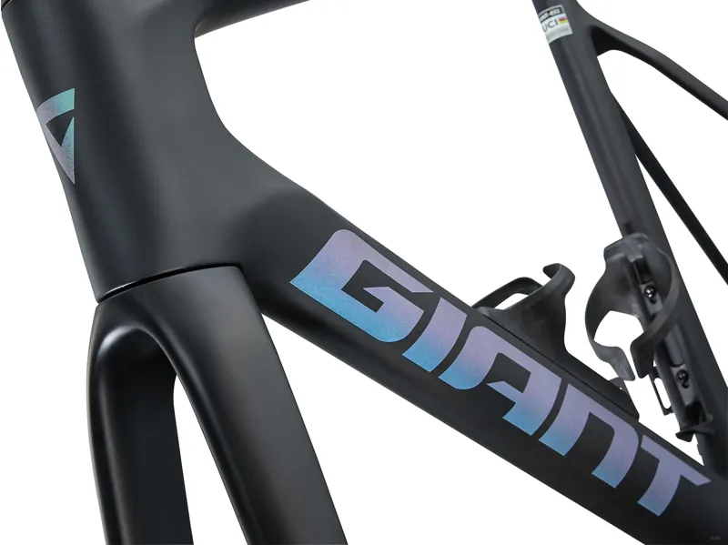 Giant Propel Advanced Pro Carbon Frameset 2024 in Matte Carbon Smoke-3