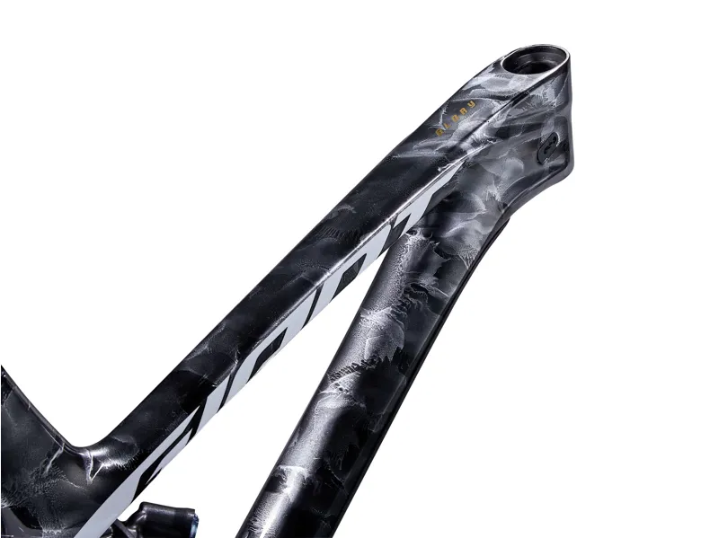 Giant Glory Advanced Frameset 2026 in Gloss Quarry/Chrome-6