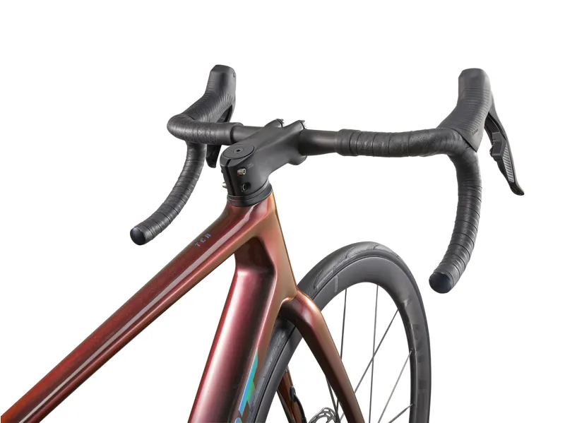 Giant TCR Advanced SL 0 AXS RED Road Bike 2025 in Gloss Black Lava/Iris-10