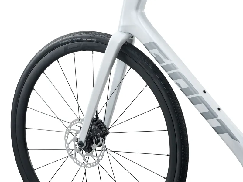 Giant Defy Advanced 2 Carbon Road Bike 2027 in Pearl White-4
