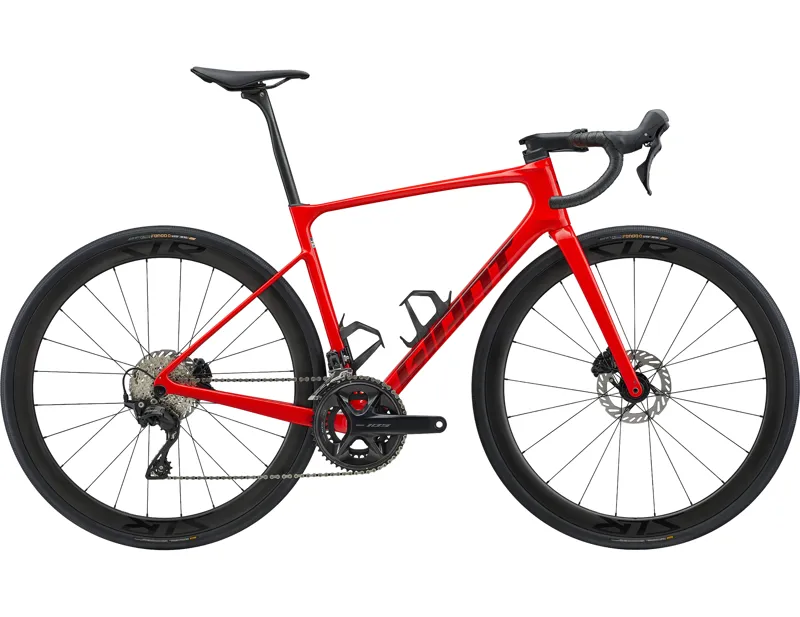 Giant Defy Advanced Pro 2 Carbon Road Bike 2027 in Rosso Corsa