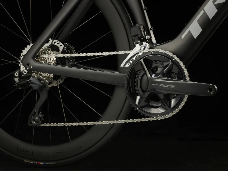 Trek Madone SL 6 Gen 7 Carbon Road Bike 2024 in Carbon Smoke-8