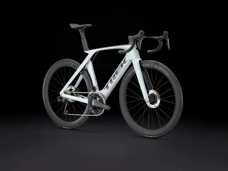 Trek Madone SL 7 Gen 7 Carbon Road Bike 2024 in Plasma Grey-9