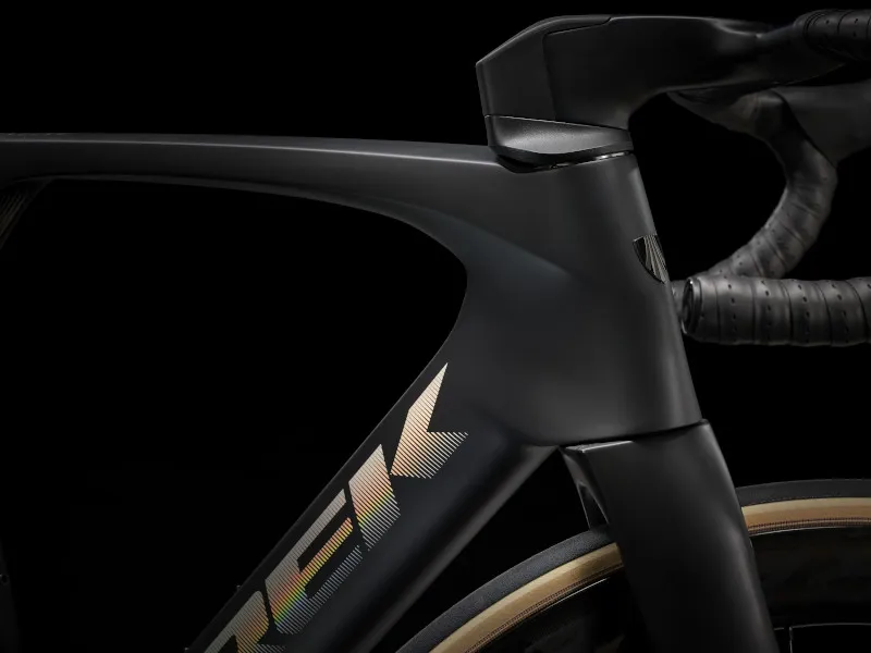 Trek Madone SLR 9 Di2 Gen 7 Carbon Road Bike 2024 in Smoke-3