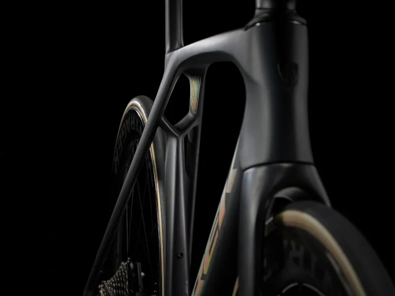 Trek Madone SLR 9 Di2 Gen 7 Carbon Road Bike 2024 in Smoke-4