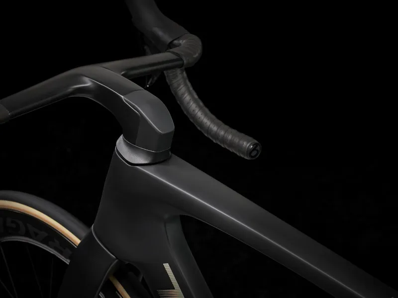 Trek Madone SLR 9 Di2 Gen 7 Carbon Road Bike 2024 in Smoke-5