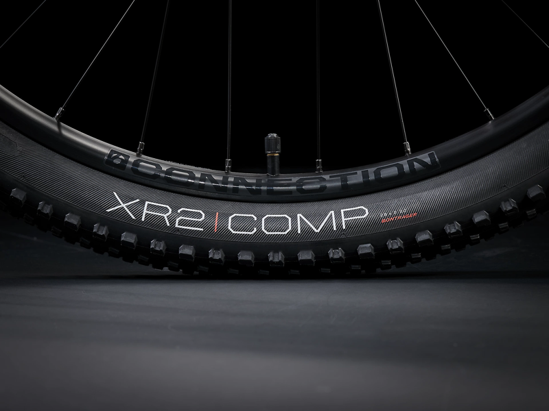 Trek Marlin 6 Hardtail Mountain Bike 2022 in Nautical Navy-3