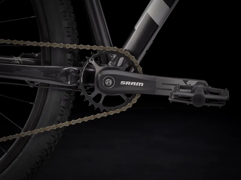 Trek Marlin 8 Hardtail Mountain Bike 2022 in Gloss Alpine Fade-3