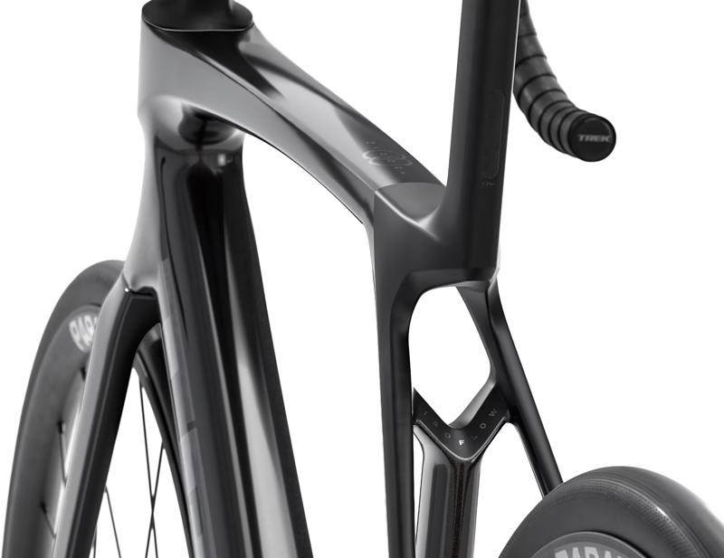 Trek Madone SL 5 Gen 8 Road Bike 2026 in Gloss Dark Star/Matte Deep Smoke-2