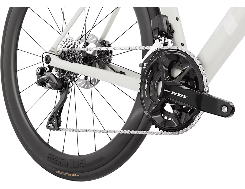 Trek Madone SL 6 Gen 8 Di2 Road Bike 2027 in Era White-5