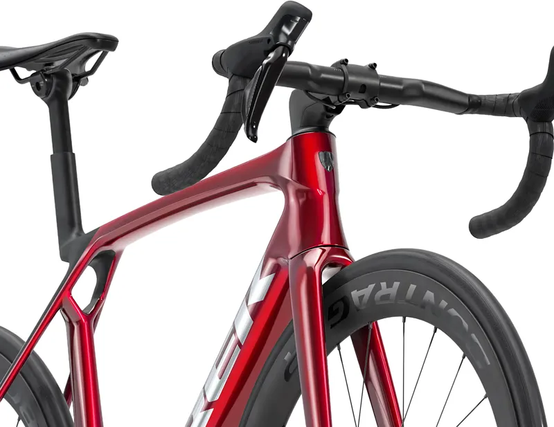 Trek Madone SL 7 Gen 8 Di2 Road Bike 2026 in Gloss Fury Red/Matte Deep Smoke-4