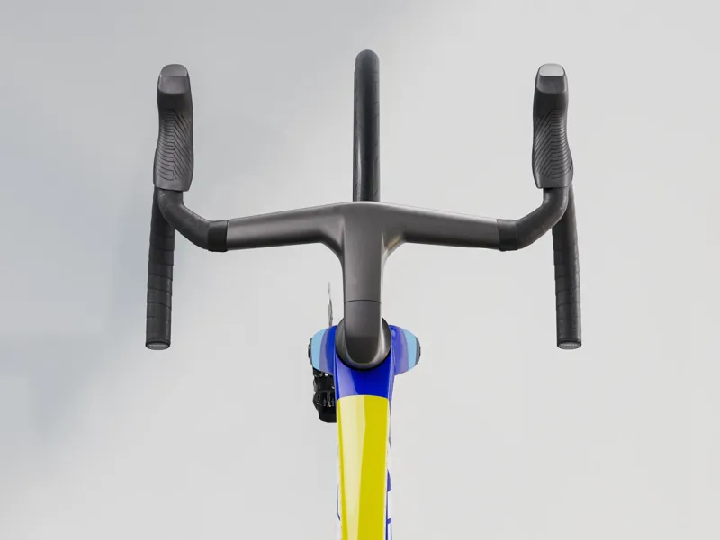 Trek Madone SLR 7 AXS Gen 8 Road Bike 2025 in Navy Smoke-2