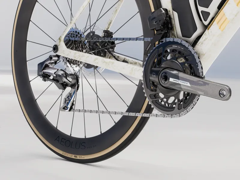 Trek Madone SLR 7 AXS Gen 8 Road Bike 2025 in Era White-5