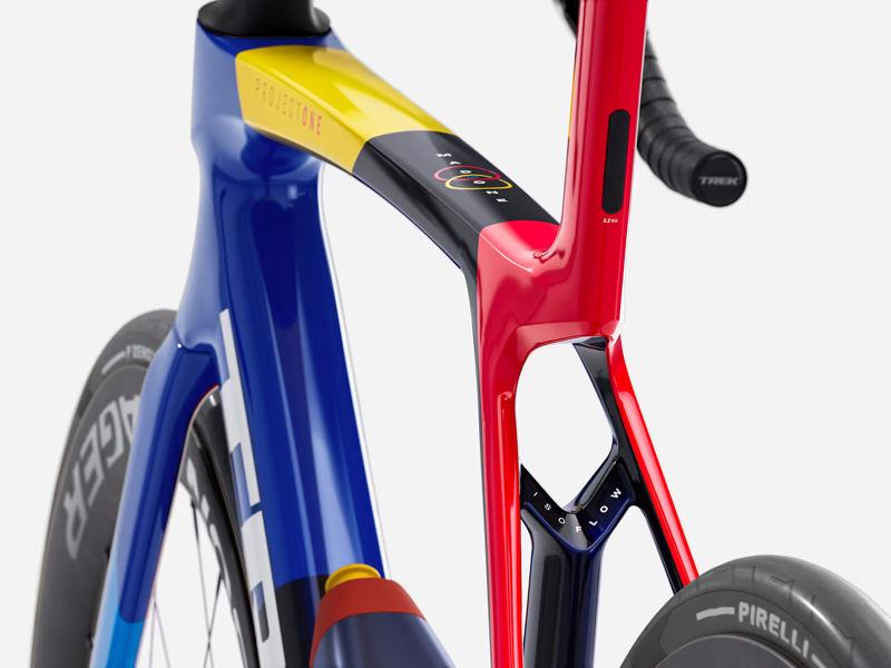 Trek Madone SLR 7 AXS Gen 8 Road Bike 2026 in Team Replica-3