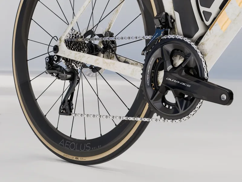 Trek Madone SLR 9 Di2 Gen 8 Road Bike 2026 in Era White-5