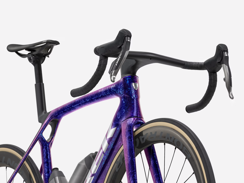Trek Madone SLR 9 AXS Road Bike 2026 in Purple Phaze/Amethyst Marble-2