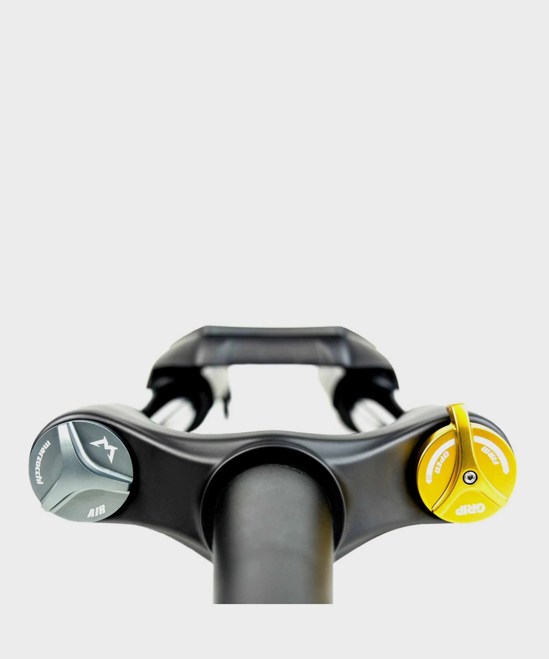 Marzocchi Bomber Z1 GRIP Sweep-Adj Tapered Fork 29 140mm 44mm