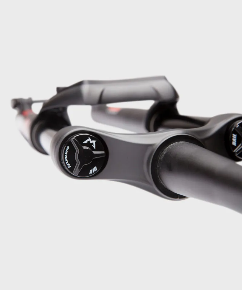 Marzocchi Bomber Z2 RAIL Sweep-Adj Tapered Fork 29 / 140mm / 44mm-3