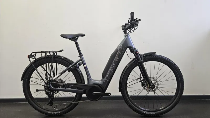 EX DISPLAY Trek Verve+ 4 Lowstep 725Wh Electric Hybrid Bike Size Small 2026 in Galactic Grey