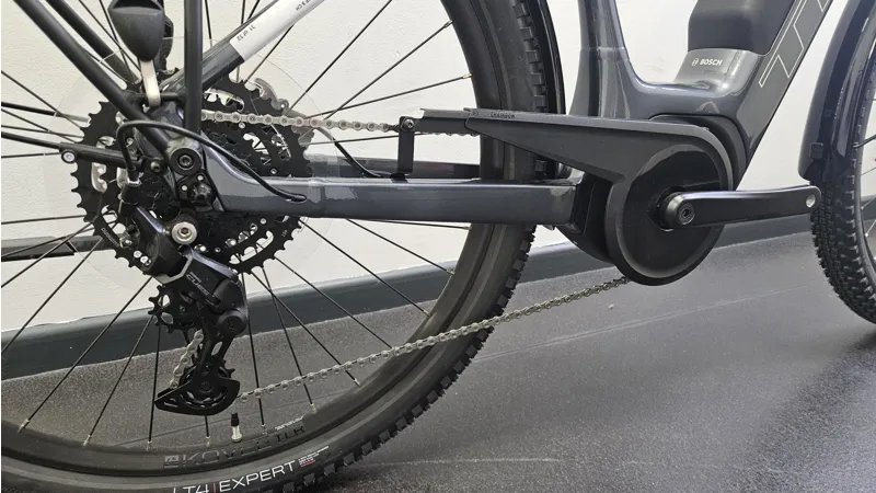 EX DISPLAY Trek Verve+ 4 Lowstep 725Wh Electric Hybrid Bike Size Small 2026 in Galactic Grey-2