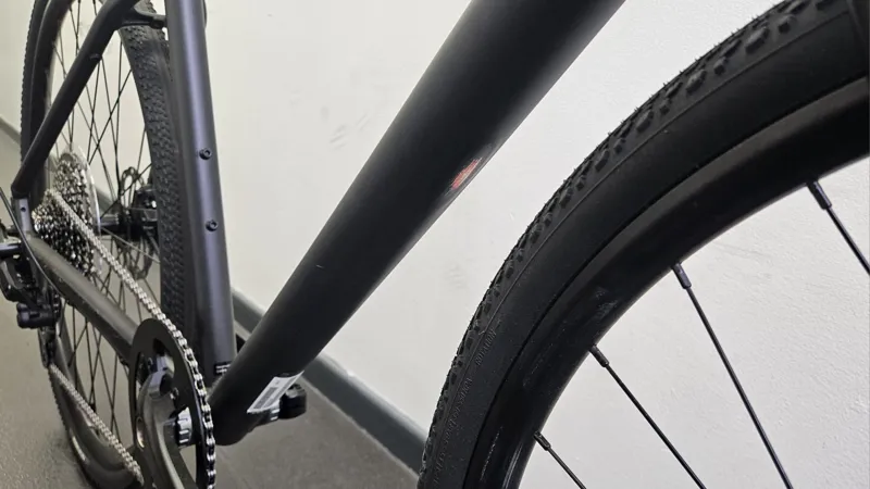 Ex Display Specialized Large Sirrus X 3.0 Hybrid Bike 2027 in Satin Metallic Obsidian / Burnt Gold Metallic Frost Reflective-2