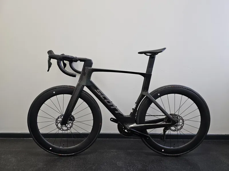 EX DEMO Scott Foil RC 20 Road Bike 56cm 2025 in Champion Black-3