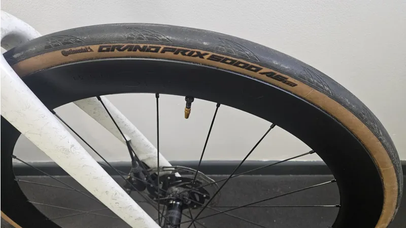 EX DEMO Trek Madone SLR 7 AXS Gen 8 Road Bike Size Small 2025 in Era White-9