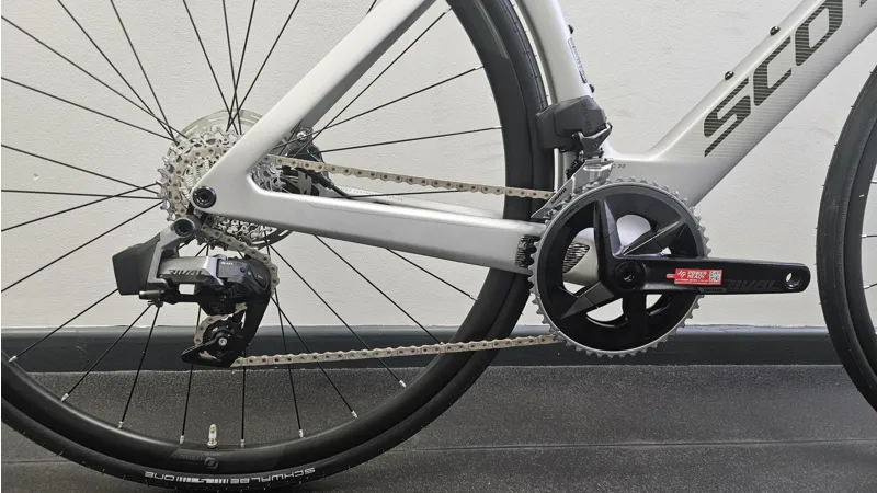 Scott Foil RC 30 Road Bike 2025 in White-3