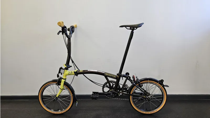 EX DISPLAY Brompton x Tour De France Limited Edition C Line 6-Speed Folding Bike 2025 in Mid Handlebar With Toolkit-1