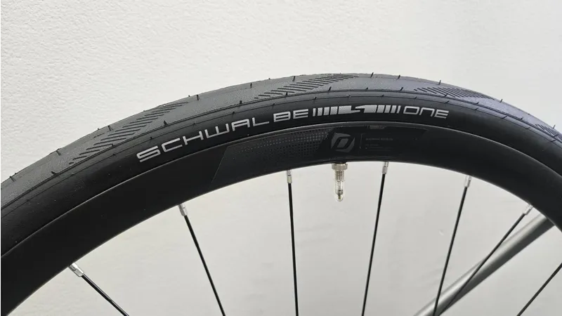 Scott Foil RC 30 Road Bike 2025 in White-10