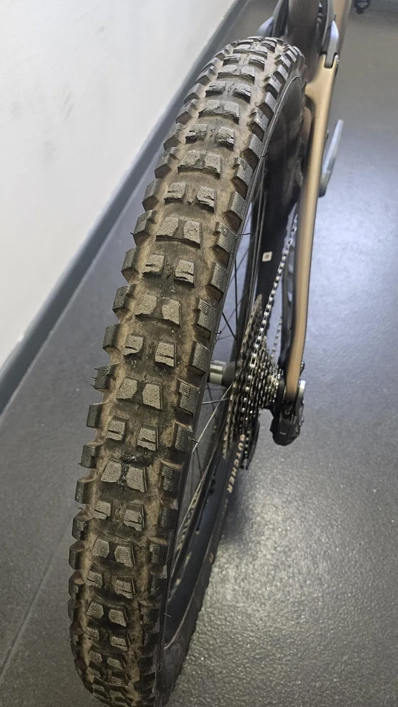 EX DEMO Specialized Turbo Levo 4 Expert Carbon Electric Full Sus MTB Size S3 2026 in Burnt Gold Metal-2