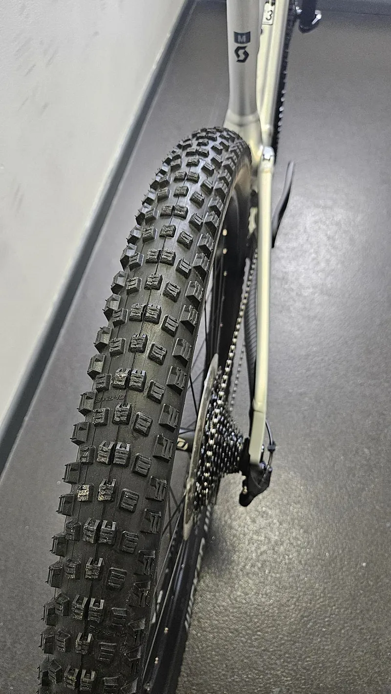 EX DEMO Scott Spark 970 Full Suspension Mountain Bike 2025 Medium in Silver-4