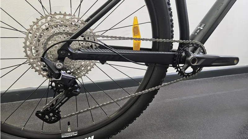 EX DISPLAY Scott Scale 940 Hardtail Mountain Bike Size Large 2026 in Black-3