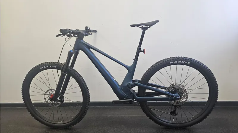 EX DISPLAY Scott Genius 930 Full Suspension Mountain Bike Medium 2025 in Blue-2