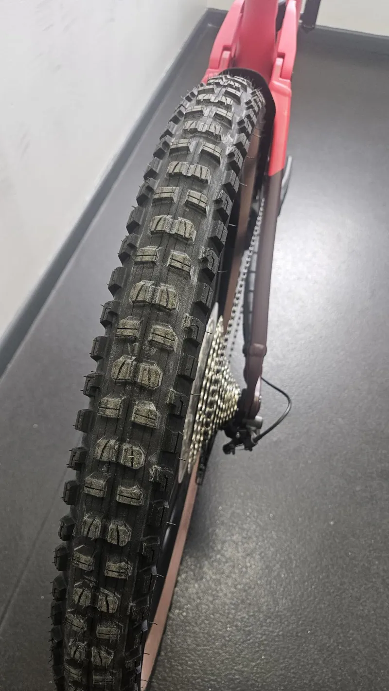EX DISPLAY Trek Rail+ 5 Gen 5 Electric Full Suspension Mountain Bike Large 2026 in Viper Red-1