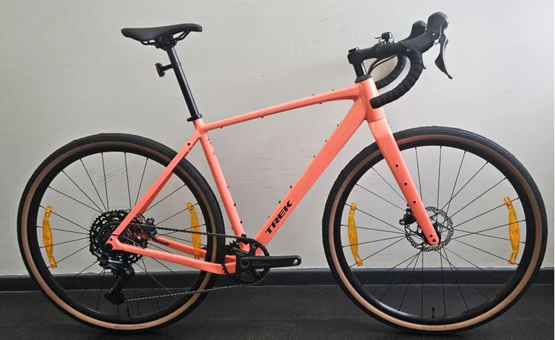 EX DISPLAY Trek Checkpoint ALR 4 Gravel Bike Medium 2027 in Living Coral