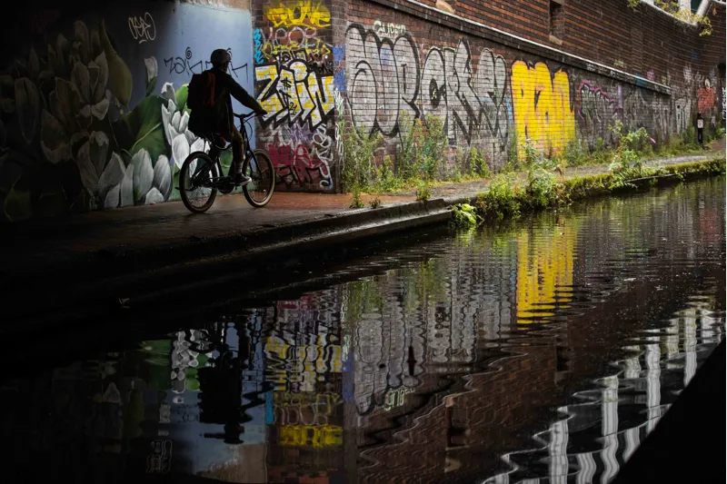 Momentum Vida E+ GTS 25km/H Electric Hybrid Bike 2023 in Ink-5