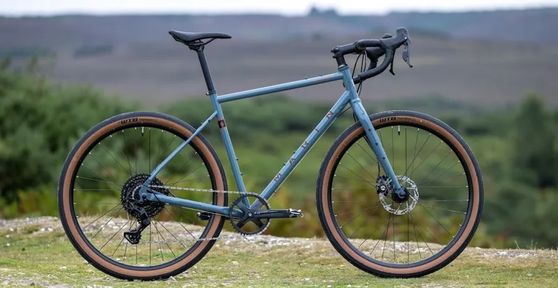 Marin Nicasio+ Gravel Bike 2026 in Grey-2