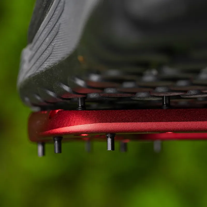 OneUp Flat Aluminium Pedals in Red-4