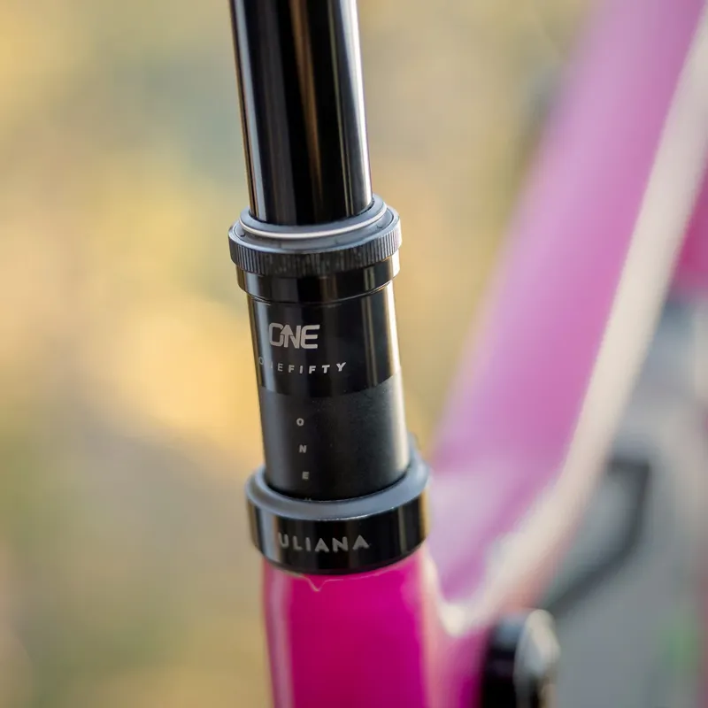 OneUp V3 Dropper Post in Black-9