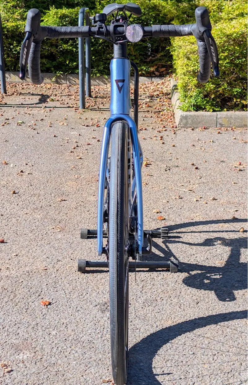 Giant Defy Advanced 1 Road Bike 2025 in Frost Silver-3